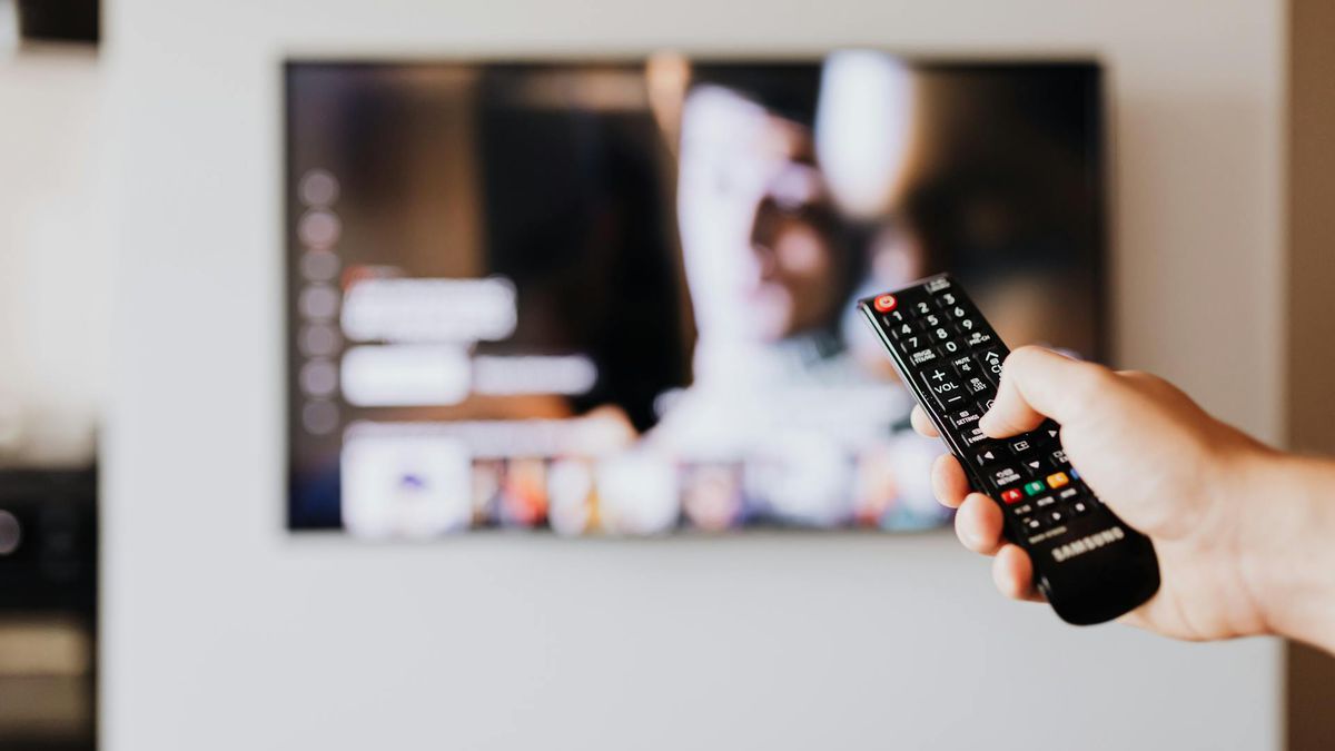 Brazil gains 1,100 free digital TV channels to rival Netflix
