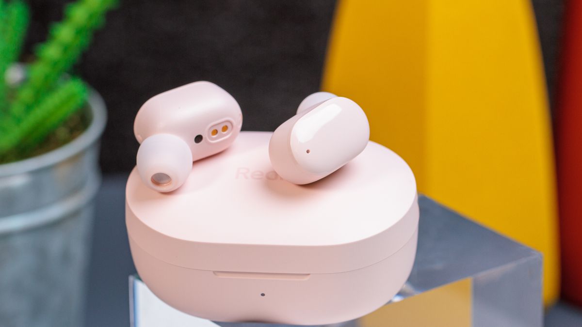 Brazil’s $4 Bluetooth Earbuds: Real Deal or Scam
