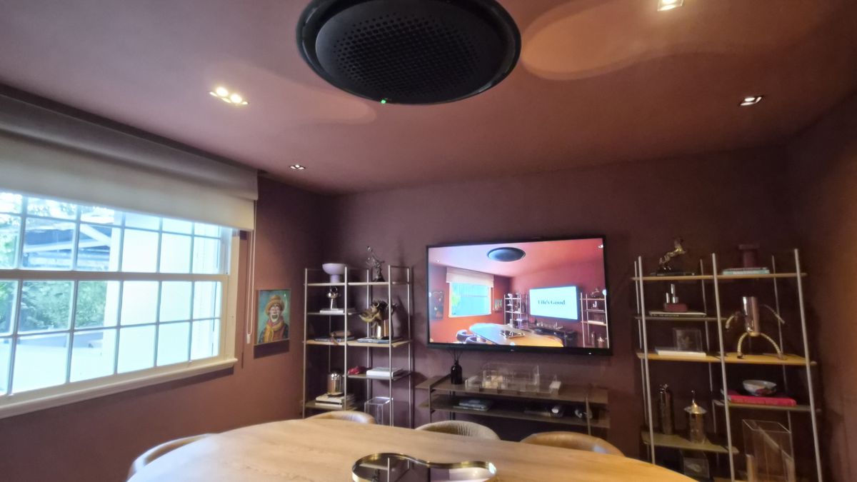 Brazil unveils LG's Round Cassete Black for luxury spaces