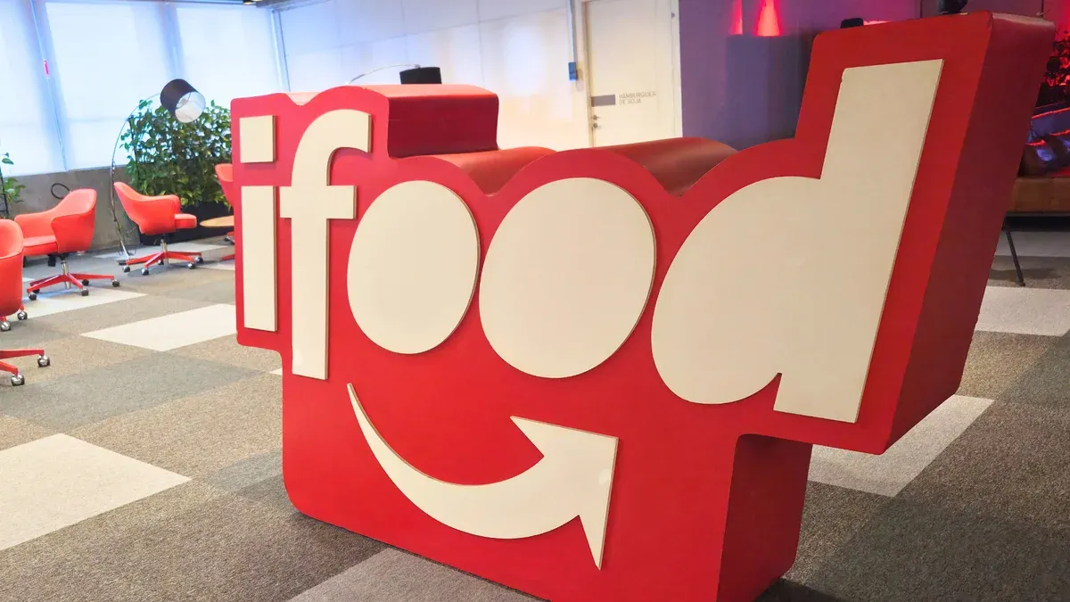 iFood lança IA que fecha pedido no WhatsApp com um clique