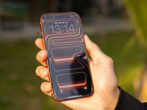 iPhone 20 anos: Apple prepara modelo com tela de 7 polegadas