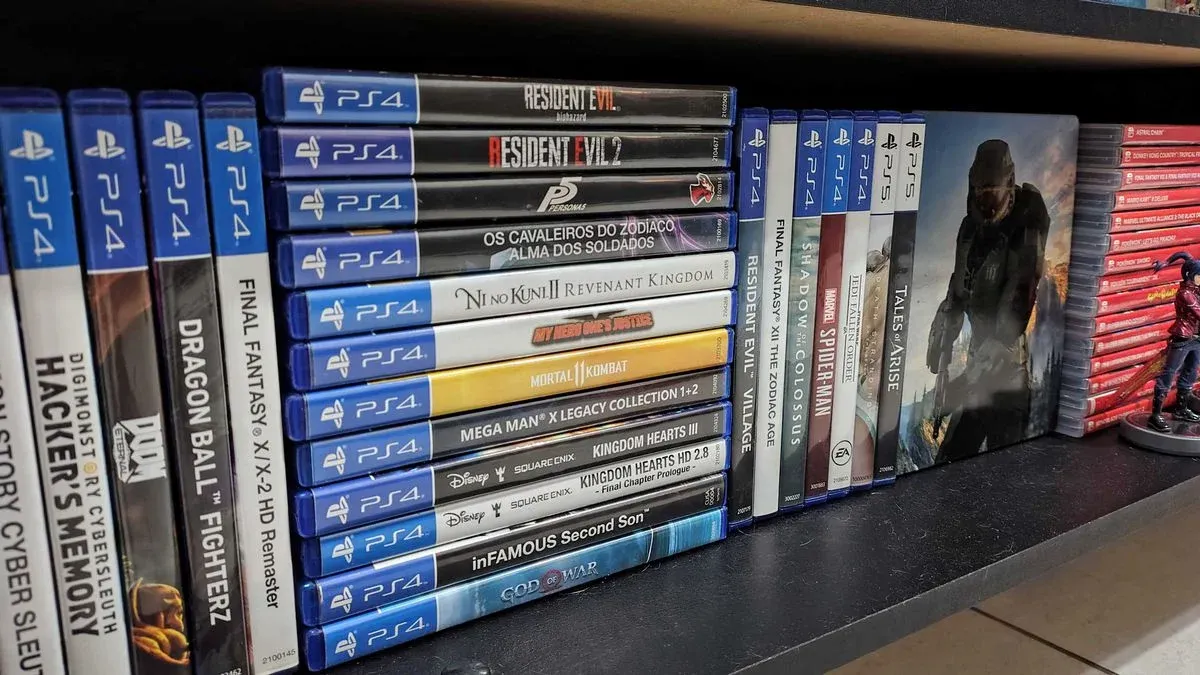 Sony é criticada por promover vinil enquanto abandona mídia física de jogos