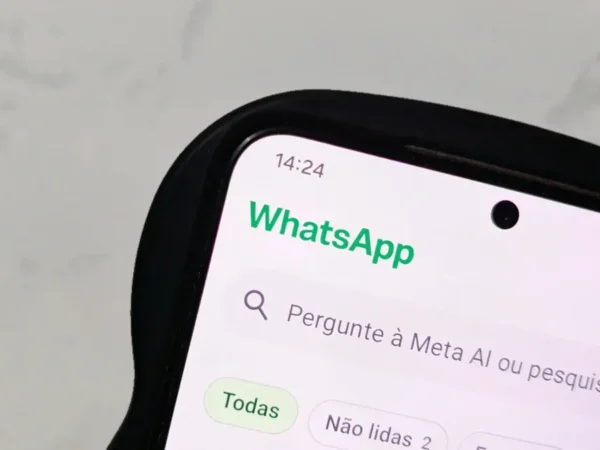 WhatsApp testa ferramenta para limpar mídias de Canais e liberar espaço
