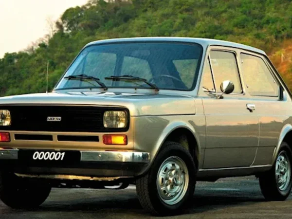 Fiat 147 50 anos: relembre a história e veja o preço atual