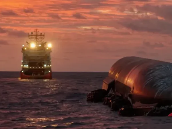 SpaceX perde foguete Starship após pouso histórico no oceano