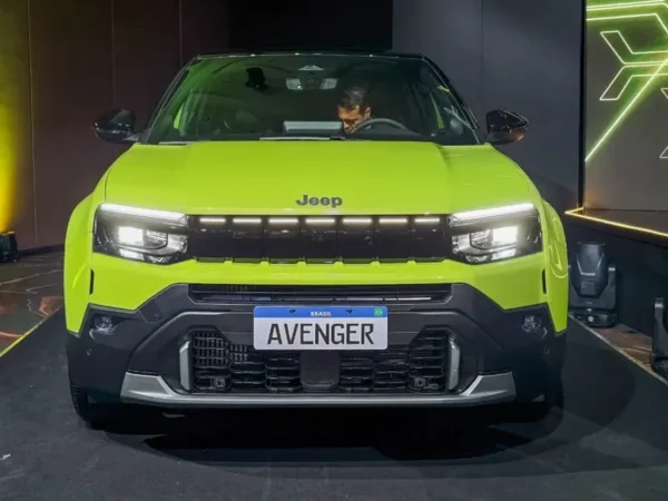 Jeep Avenger chega por R$ 114.990 para rivalizar com chinesas