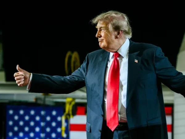 Trump autoriza empresas privadas a atacar hackers criminosos